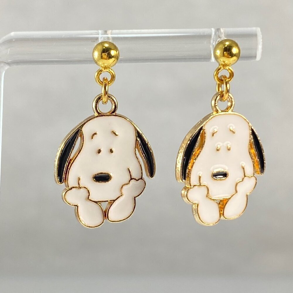 Snoopy Dangle Earrings